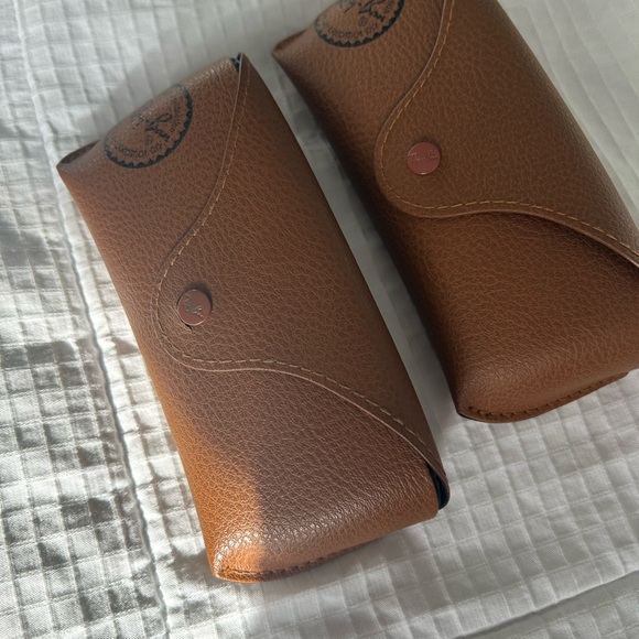 Ray Ban CASES - Picture 2 of 3